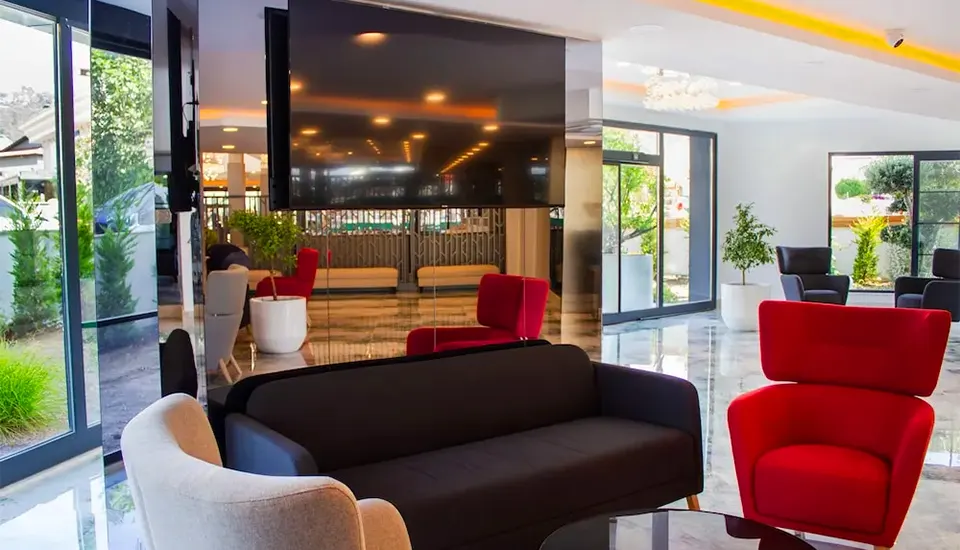 سینت استار هتل کمر